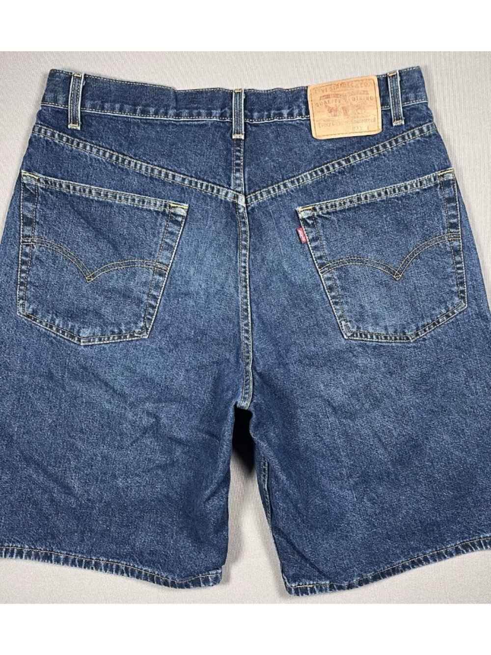 Levis Boxy Fit Vintage Blue Denim Jean Shorts Inseam 10” - Men Size 33”